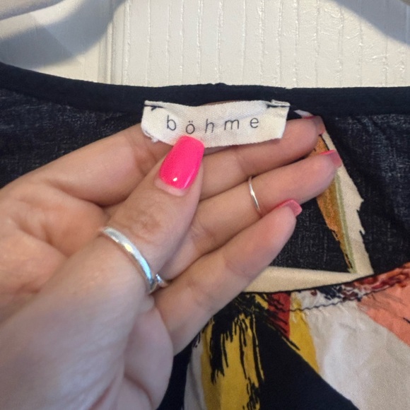 Bohme Short Sleeve Top - Picture 2 of 3